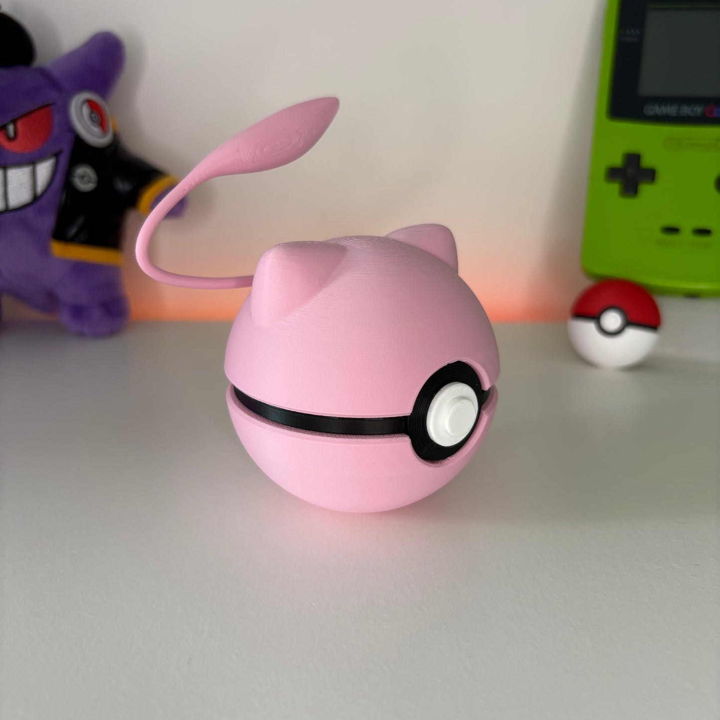 #151 Mew Pokeball
