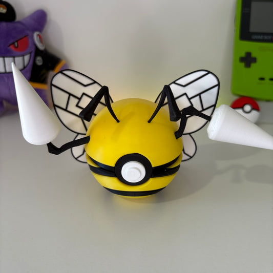 #015 Beedrill Pokeball