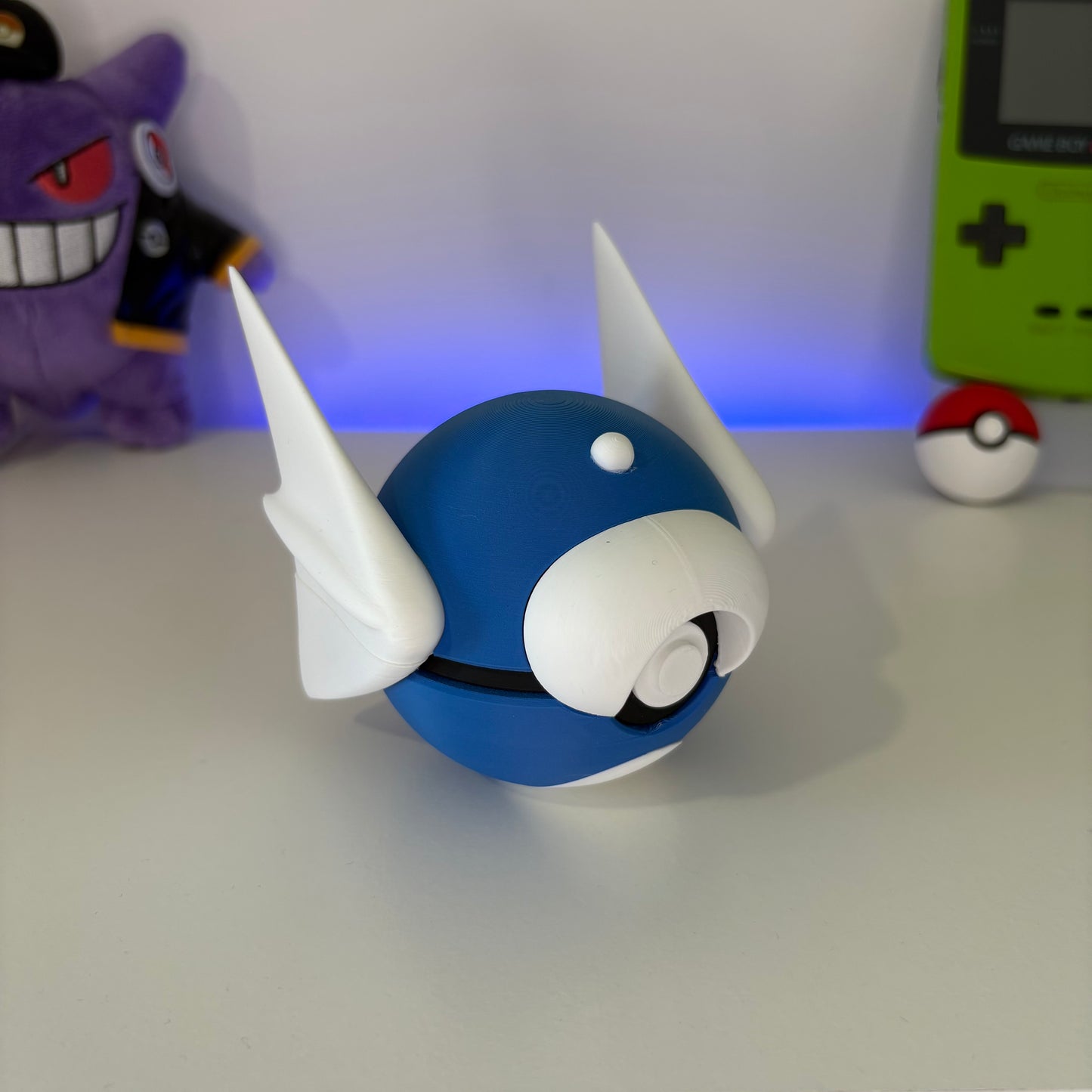 #147 Dratini Pokeball