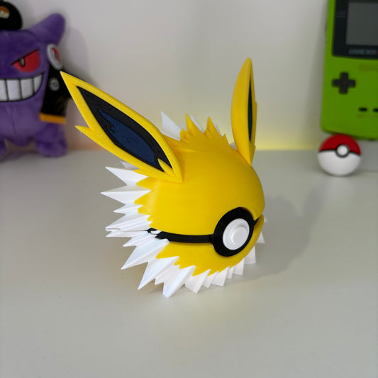 #135 Jolteon Pokeball