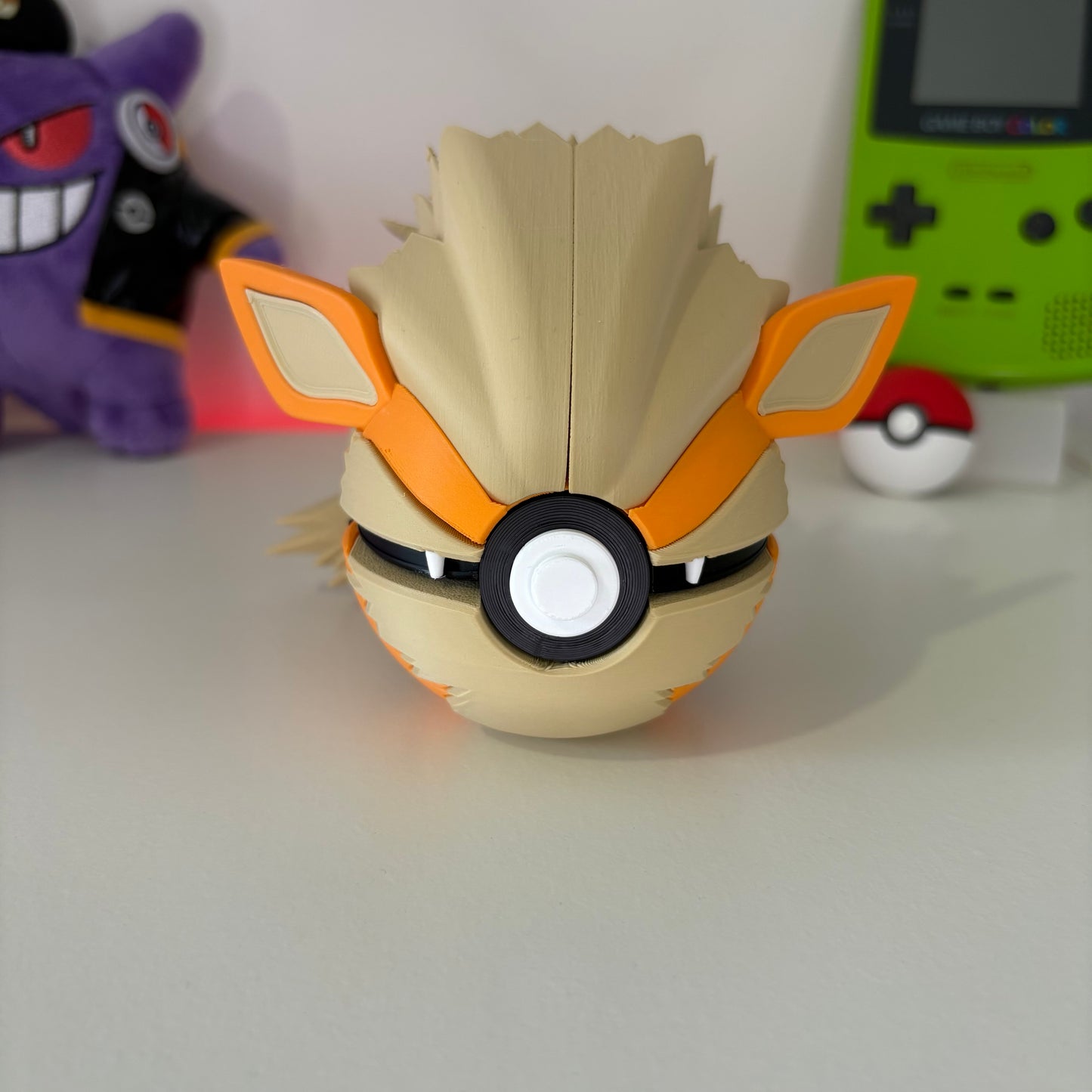 #059 Arcanine Pokeball